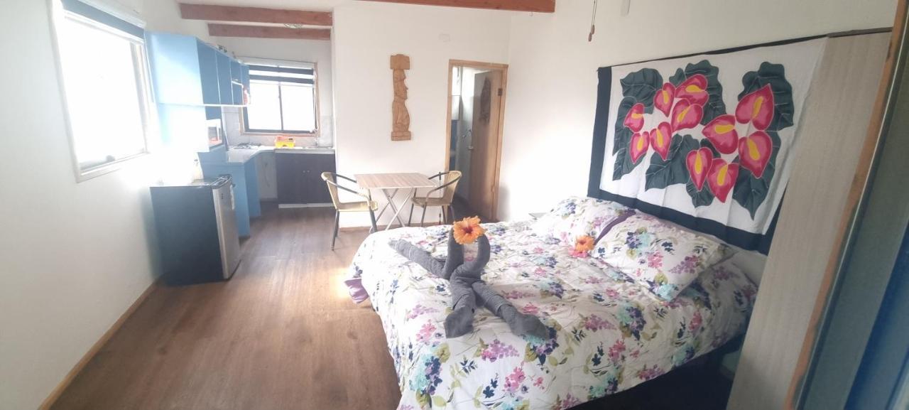 Appartement Hostal Henua Roa 2 à Hanga Roa Extérieur photo